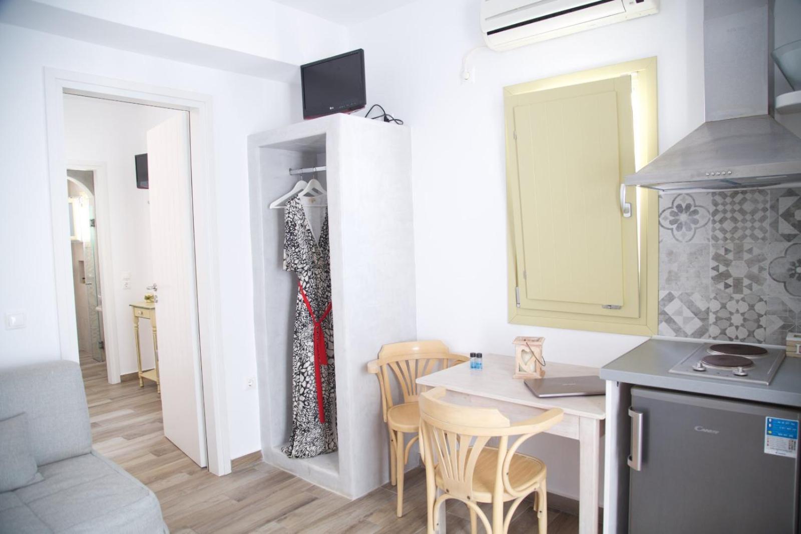 Diasino Apartments And Car Rental Катапола Стая снимка